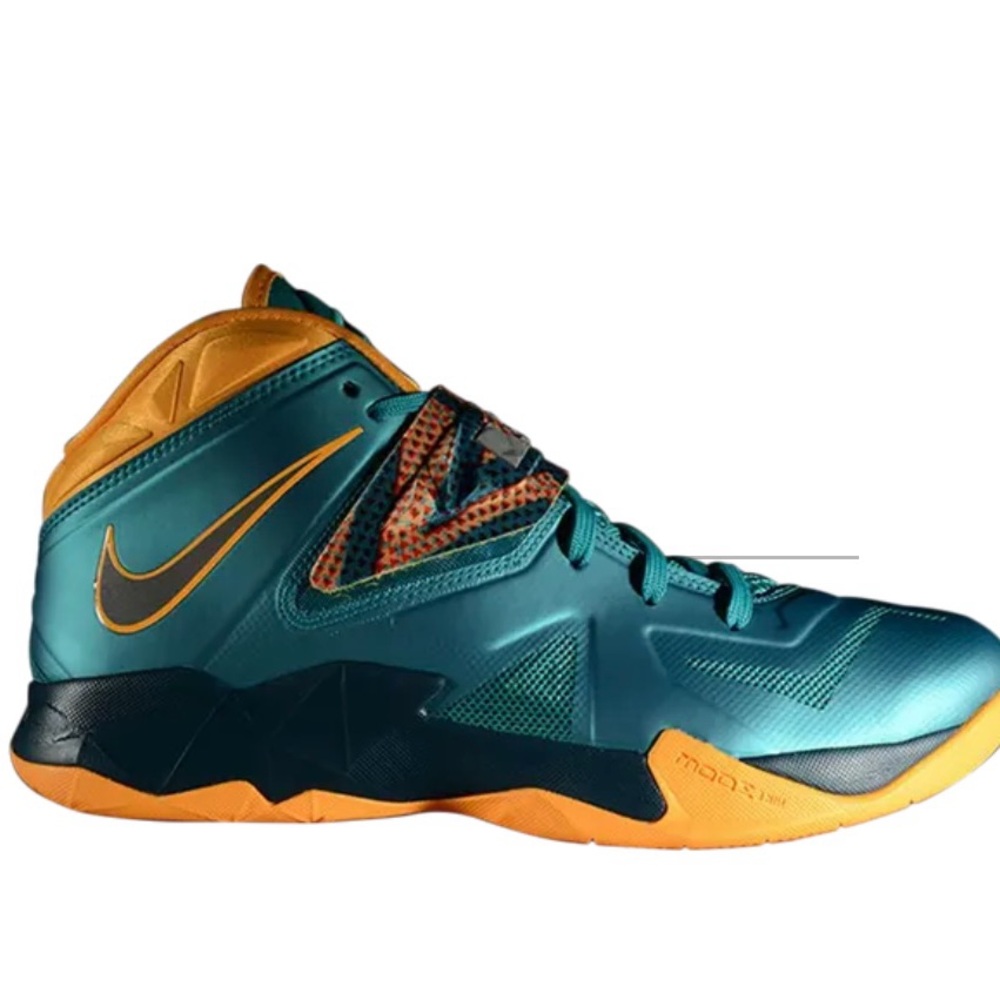 Nike LeBron Zoom Soldier Nightshade 7 basketball shoes
